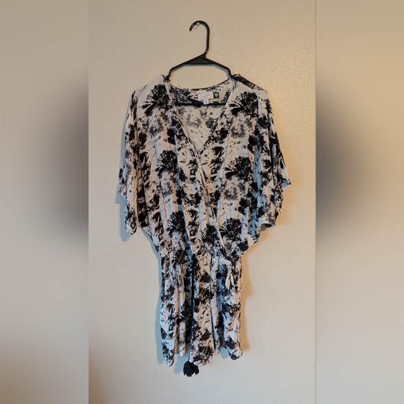 Mud Pie Arlette Jumpsuit, Tuta Donna A Gamba Larga In Poliestere, Con Maniche A Volant E Cravatta In Vita